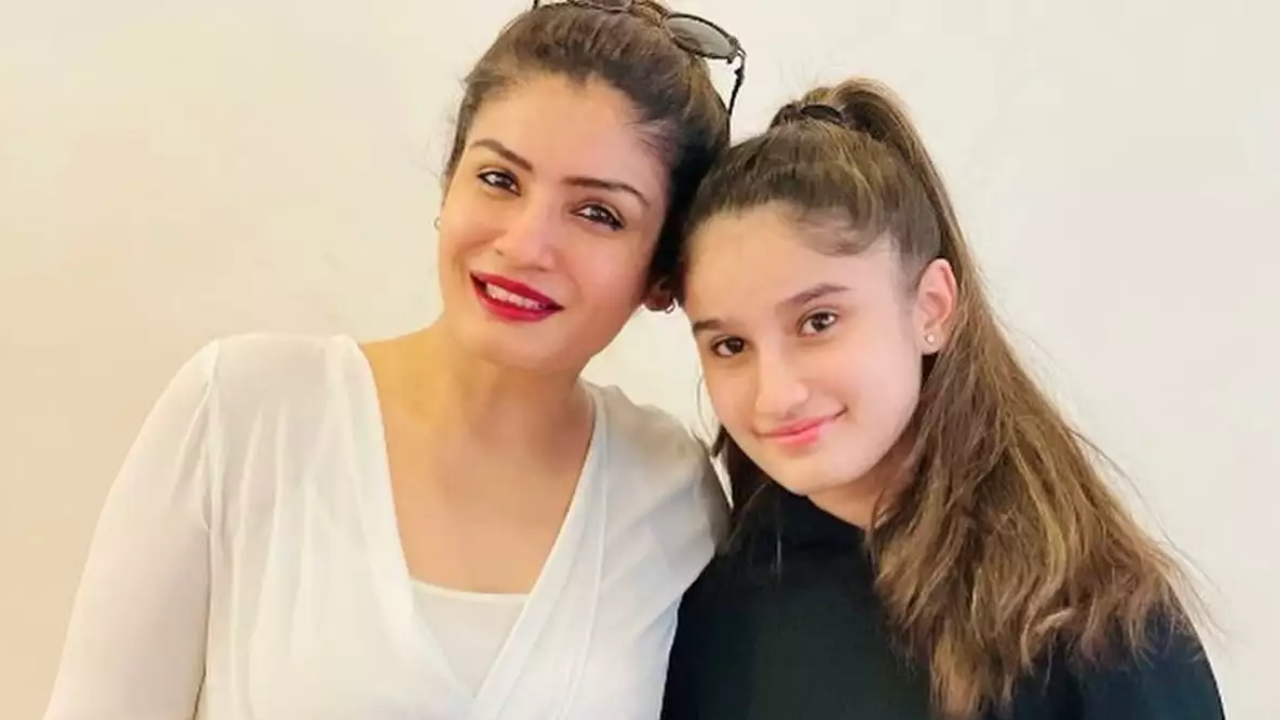 Watch Raveena Tandon Being The Coolest Mom Grooving On Love Nwantiti With Daughter Rasha Thadani